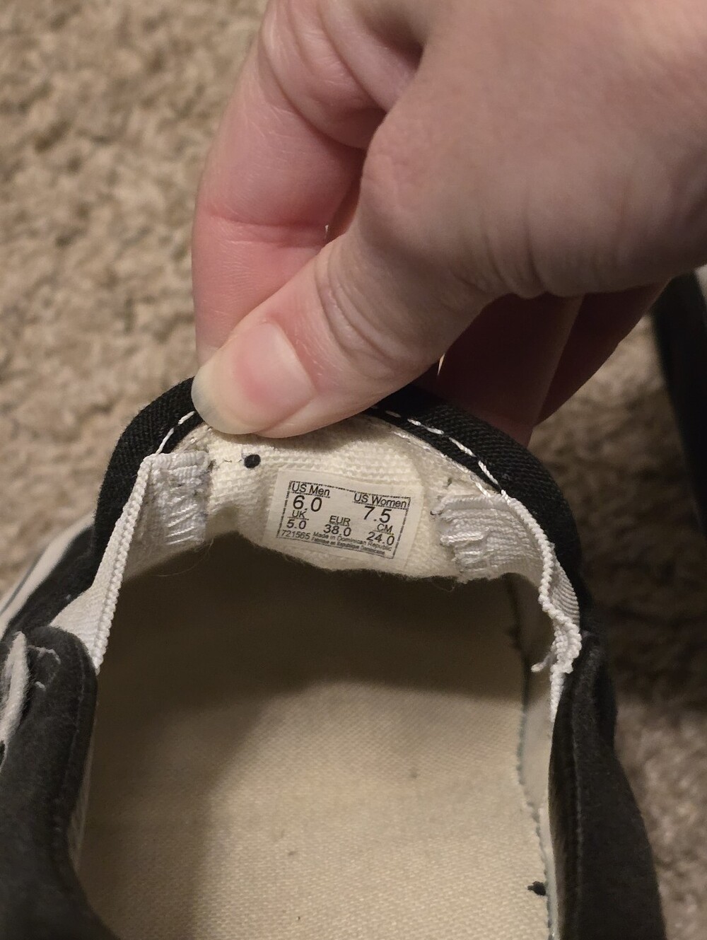 Vans Black and White Slip-On Canvas Sneakers Off The Wall - Picture 2 of 5